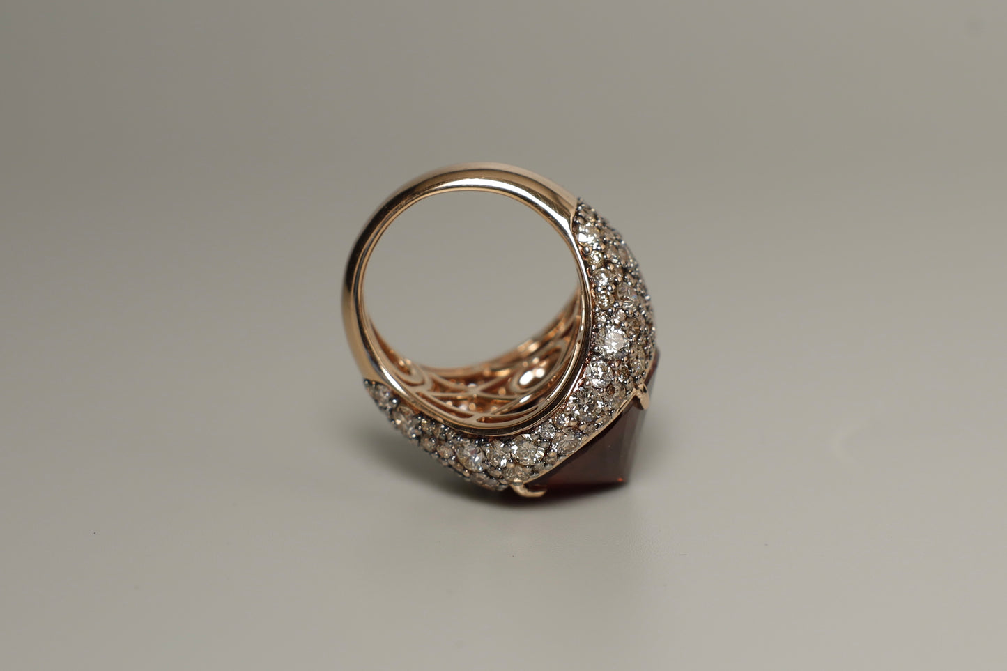 Rouge Party Ring