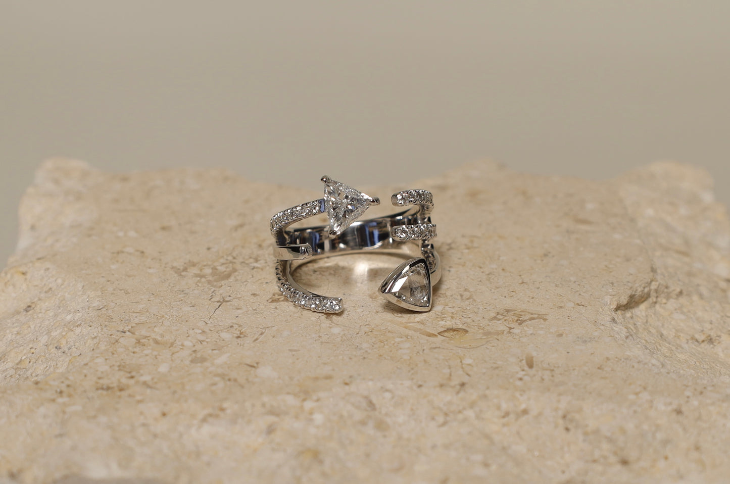 Lorelei Triangle Ring