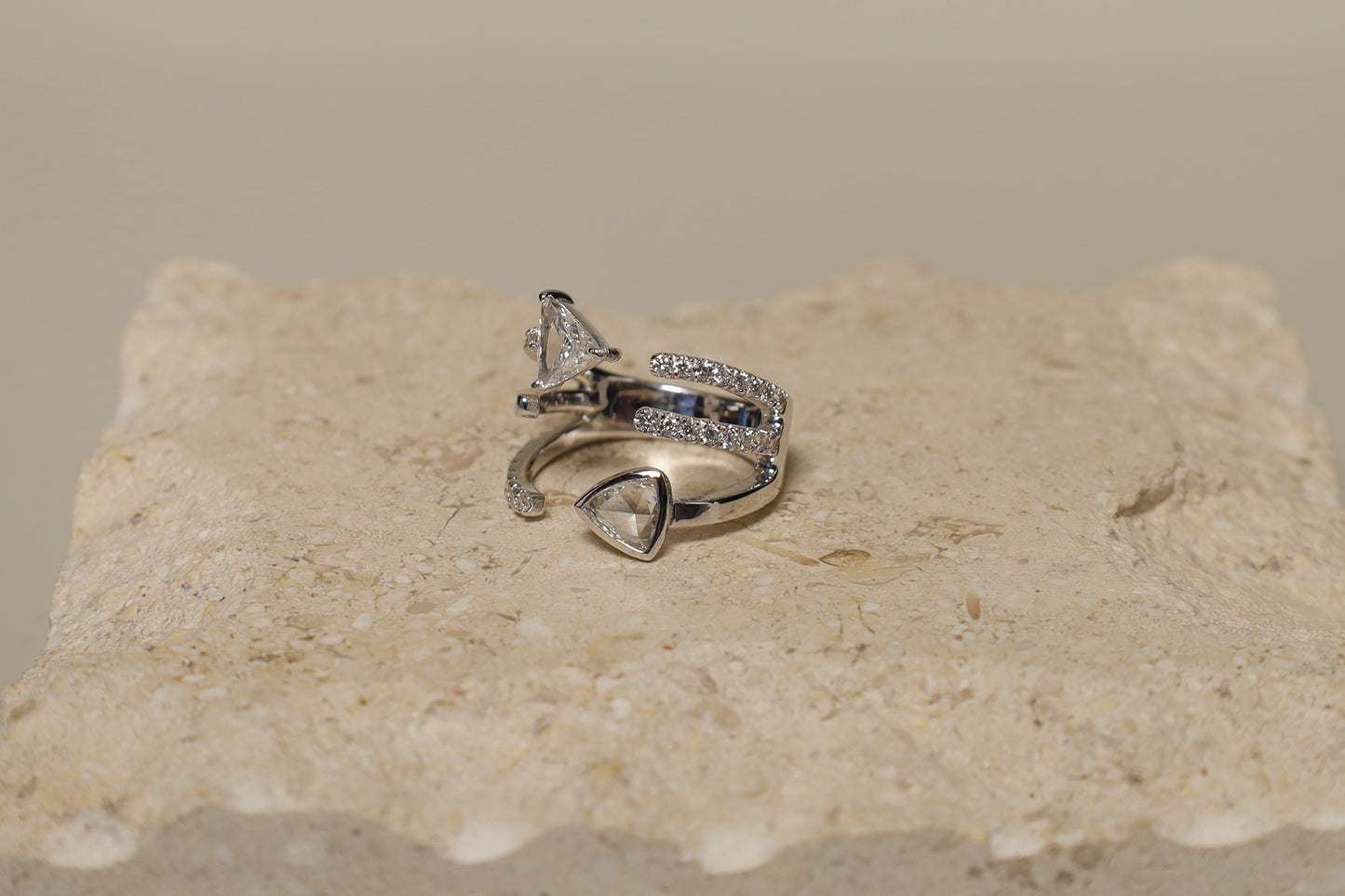Lorelei Triangle Ring