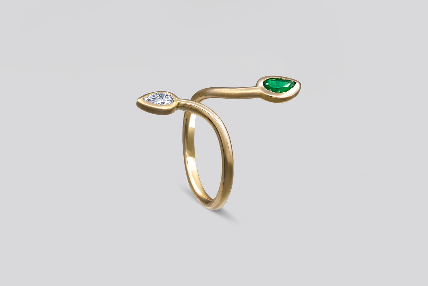 Laleh Ring