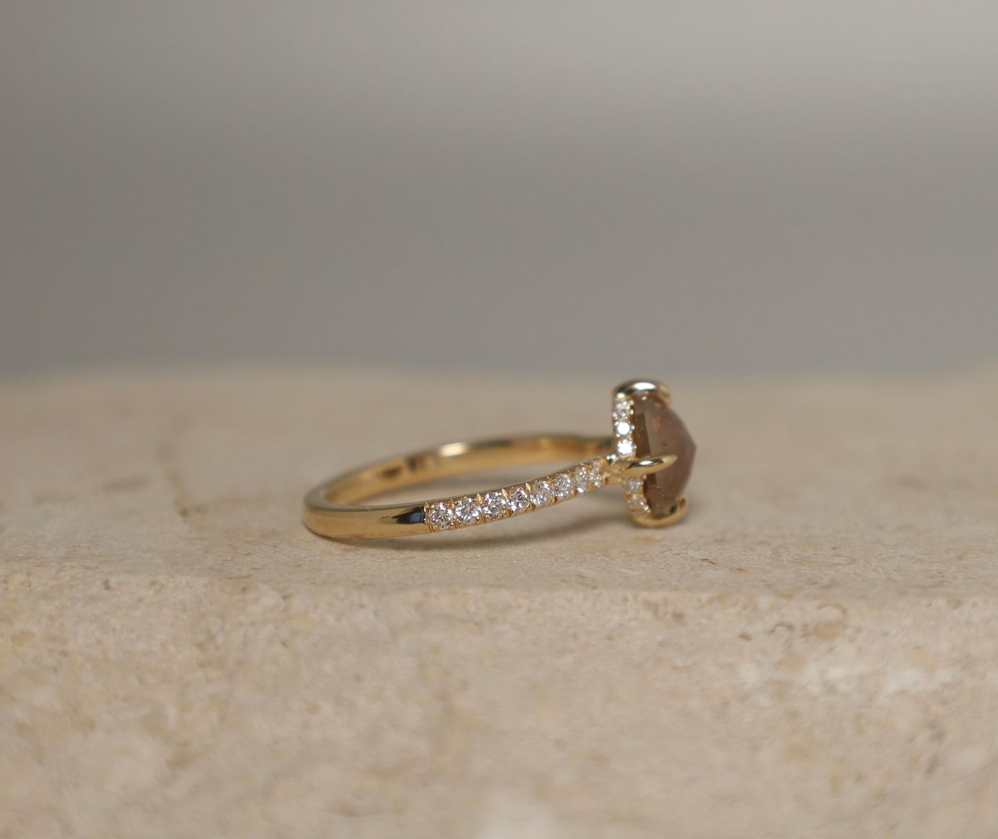 Emi Ring