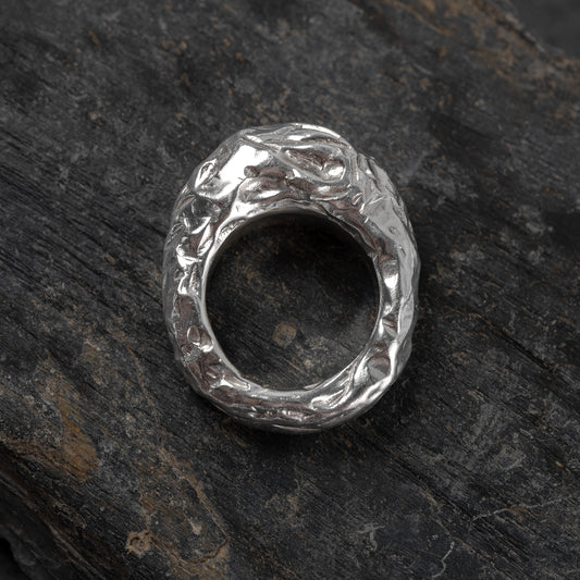 Evie Ring