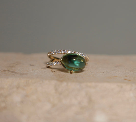Coquette Quartz Ring